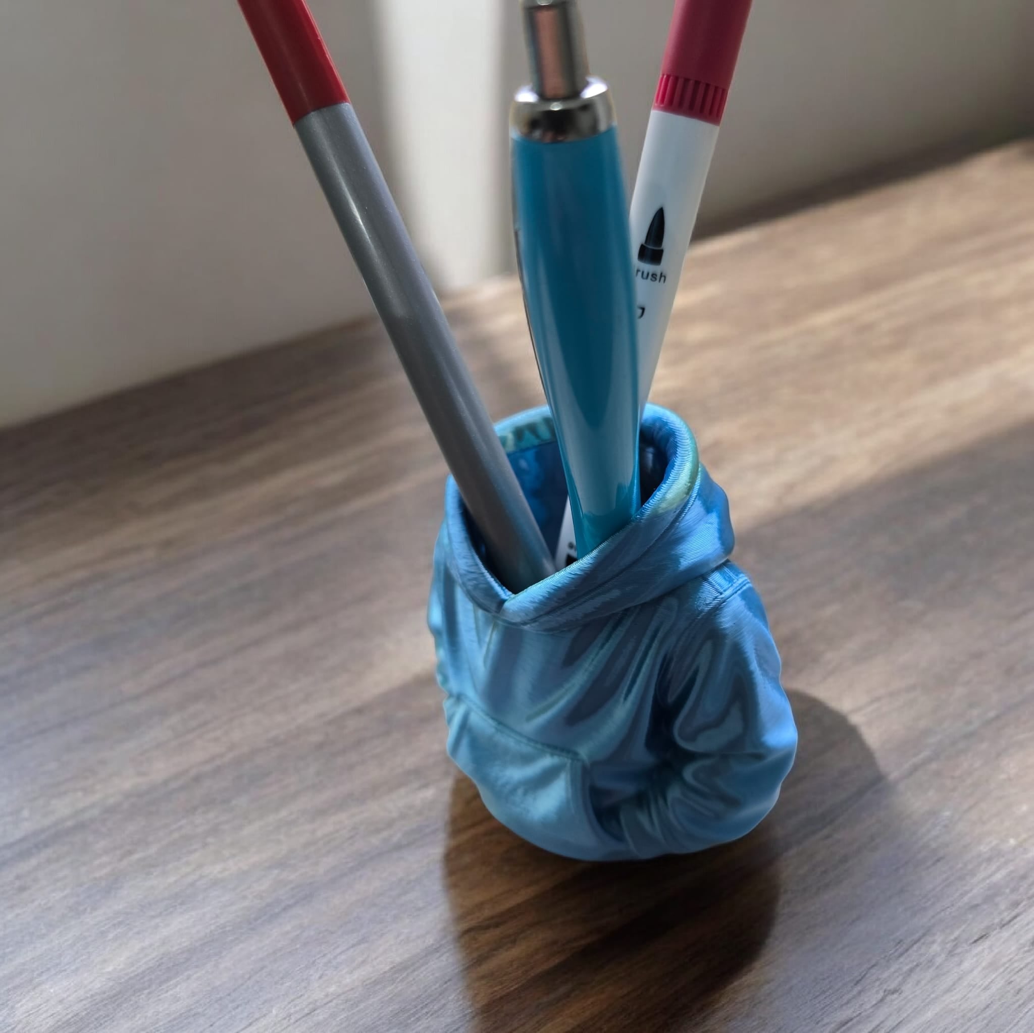 Portapenne creativo a forma di felpa con cappuccio – Design moderno e originale